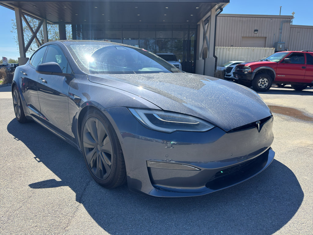 Used 2021 Tesla Model S Plaid image 1