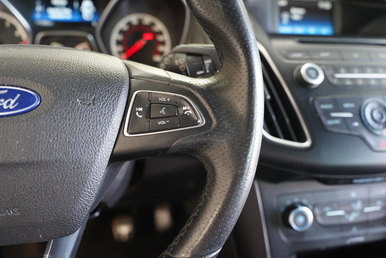 Used 2015 Ford Focus ST FWD image 16