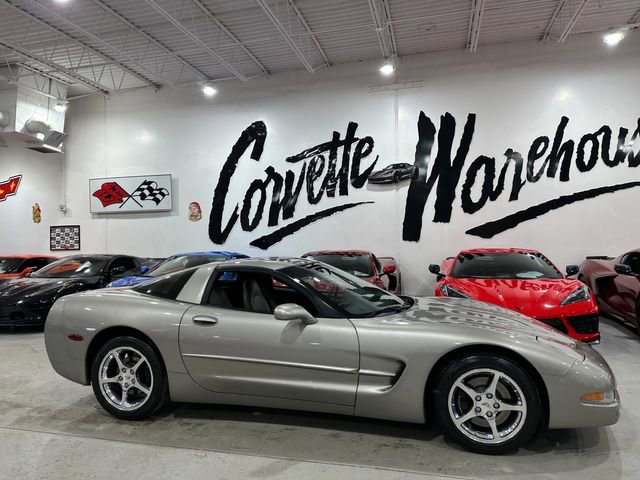 Used 2002 Chevrolet Corvette Coupe image 29