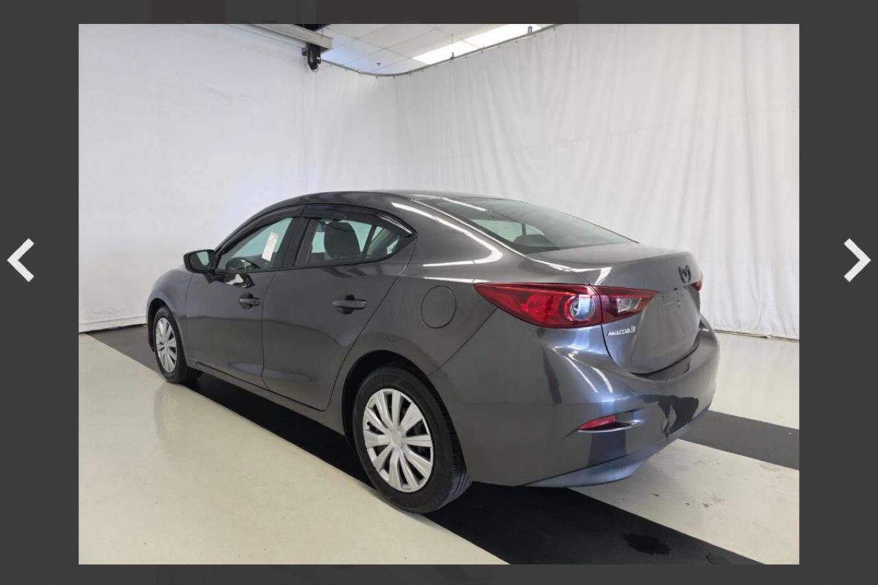 Used 2017 MAZDA MAZDA3 Sport FWD image 3