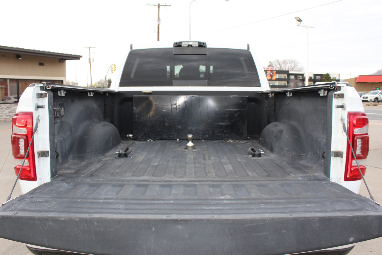 Used 2022 RAM 3500 Laramie image 19