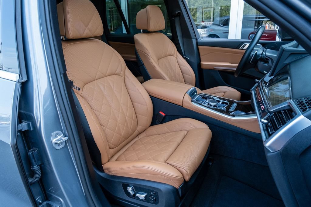 Used 2026 BMW X5 xDrive40i AWD/4WD image 33