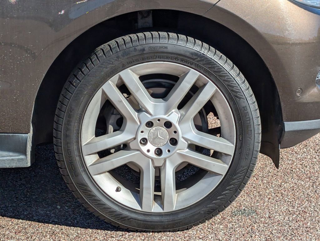 Used 2013 Mercedes-Benz ML 350 BlueTEC 4MATIC image 10