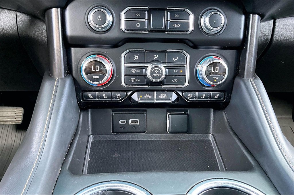 Used 2023 GMC Yukon AT4 image 24
