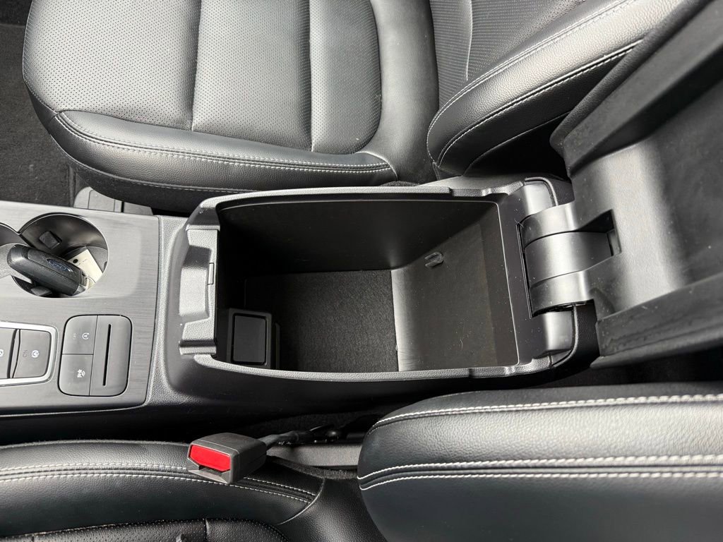 Used 2022 Ford Escape SEL image 13