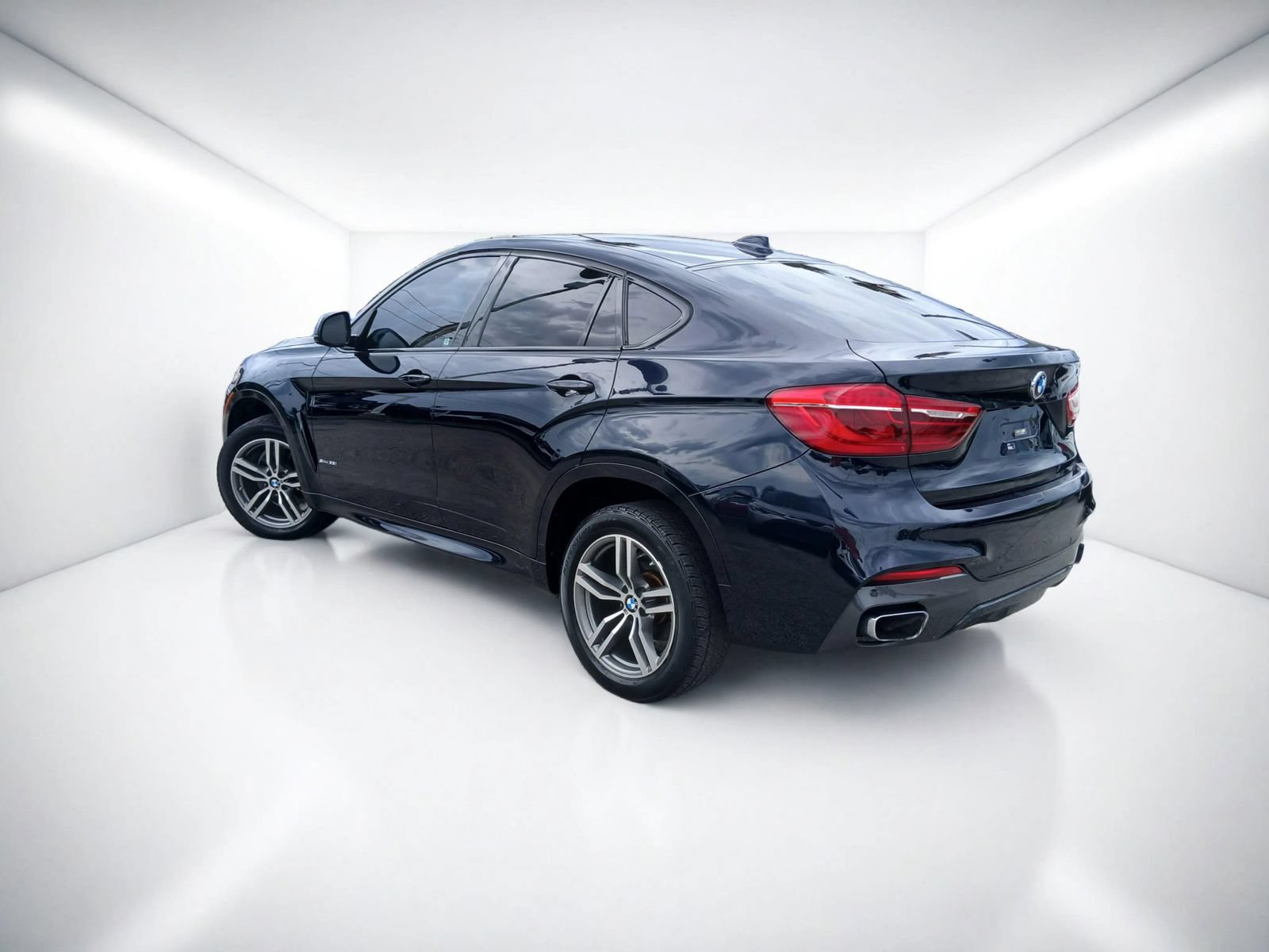 Used 2016 BMW X6 sDrive35i RWD image 5