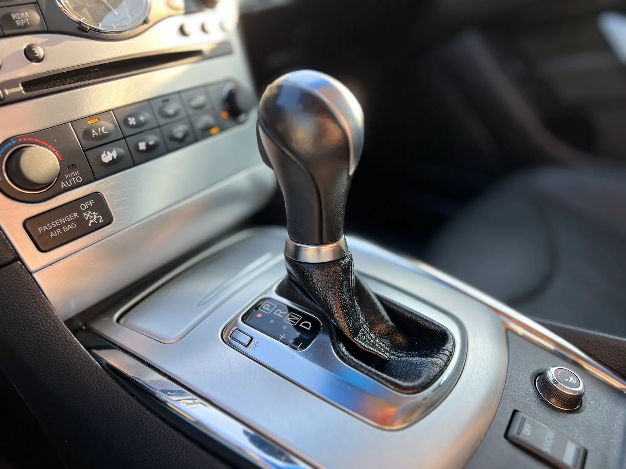 Used 2014 INFINITI Q60 AWD Coupe w/ Premium Package image 29
