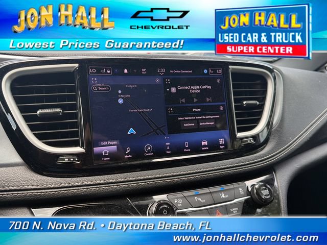 Used 2022 Chrysler Pacifica Touring-L w/ Uconnect Theater Family Group FWD image 18