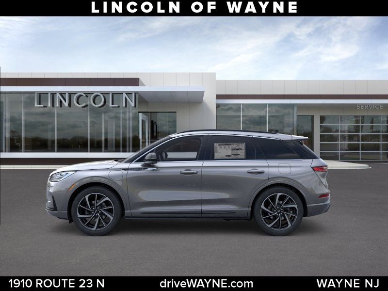 New 2026 Lincoln Corsair Grand Touring image 3