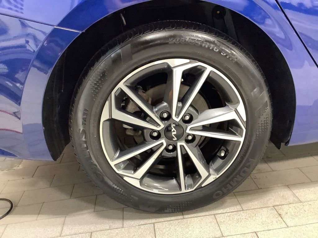 Certified 2023 Kia Forte LXS image 28