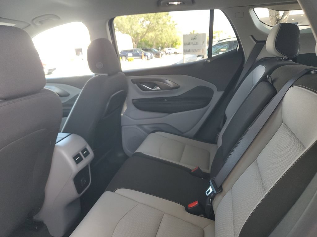 Used 2023 GMC Terrain SLE w/ Driver Convenience Package FWD image 14