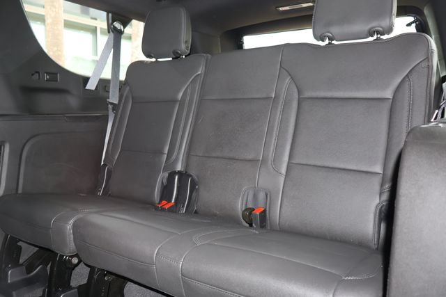 Used 2024 Chevrolet Suburban Z71 AWD/4WD image 17