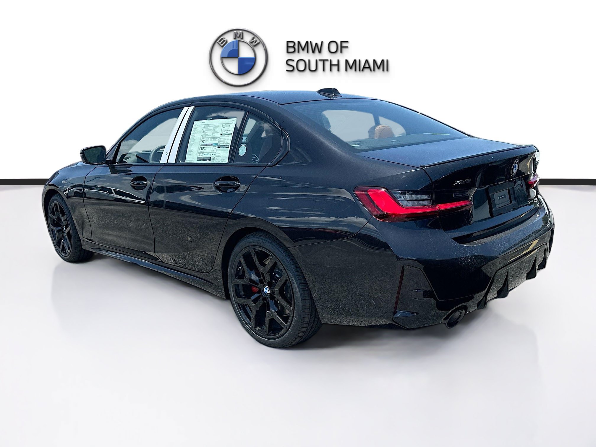 New 2026 BMW 330i xDrive Sedan w/ M Sport Package AWD/4WD image 4