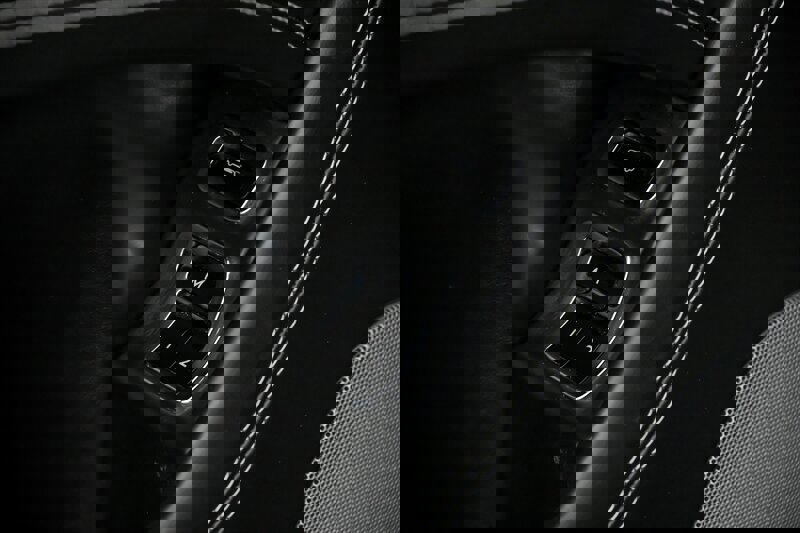 Used 2017 Bentley Bentayga image 15