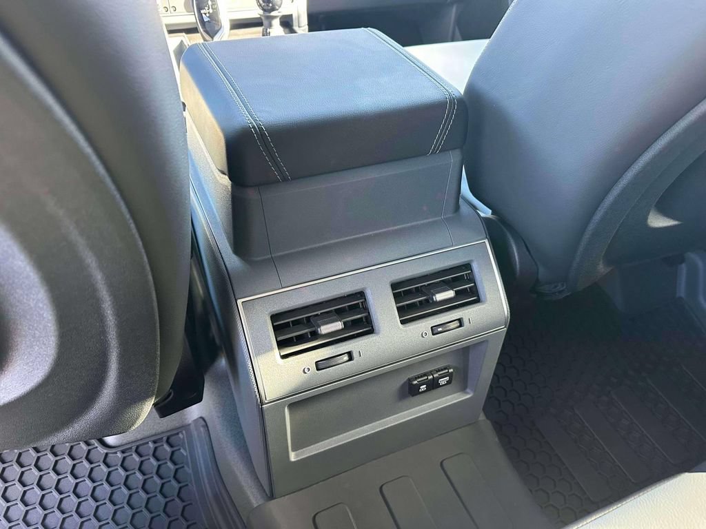 New 2025 INEOS Grenadier Station Wagon AWD/4WD image 12
