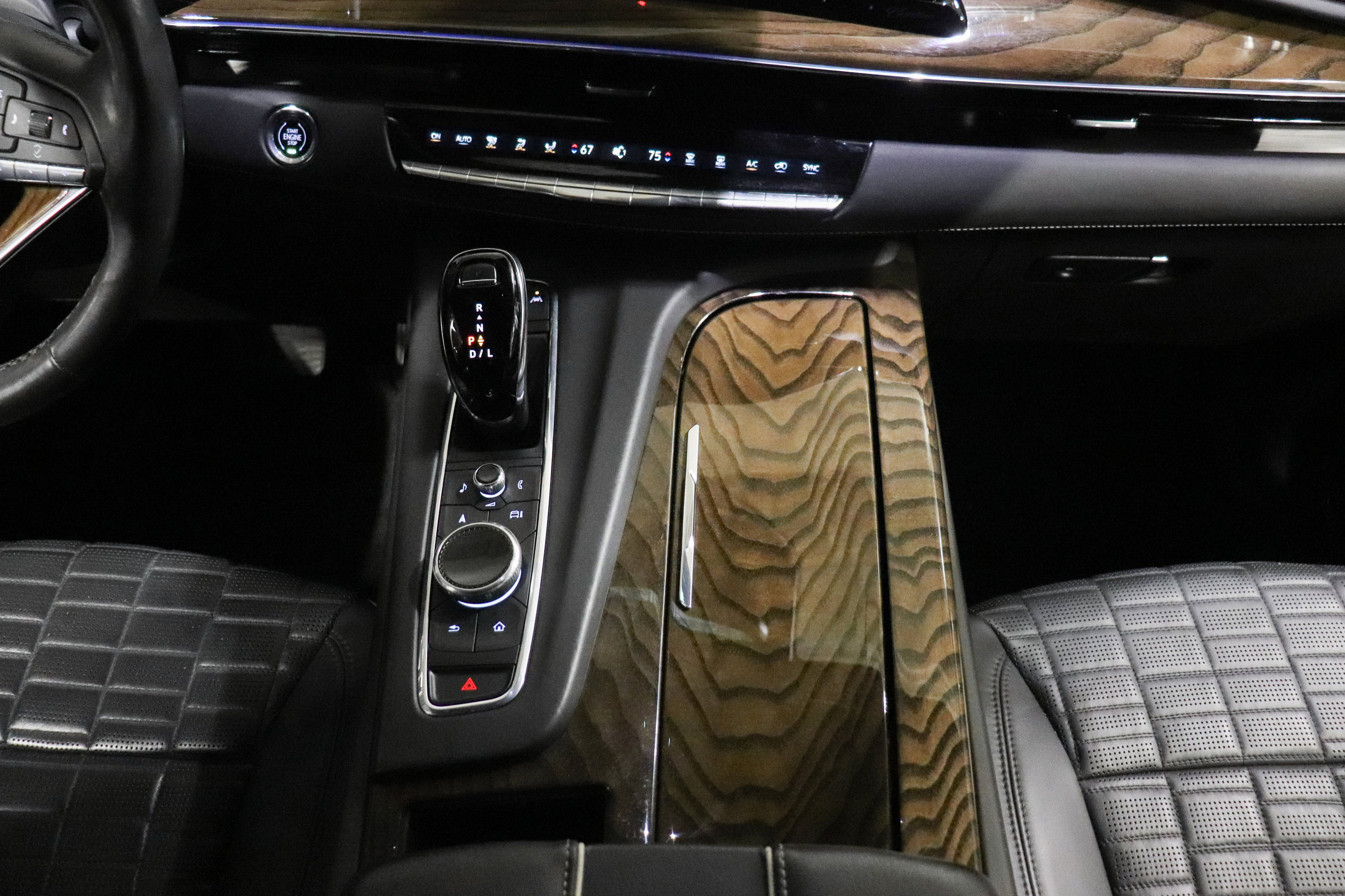 Used 2023 Cadillac Escalade ESV Sport Platinum w/ LPO, ONYX Package image 33