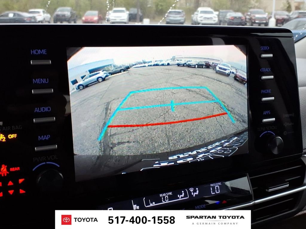 Used 2021 Toyota Sienna LE AWD/4WD image 26
