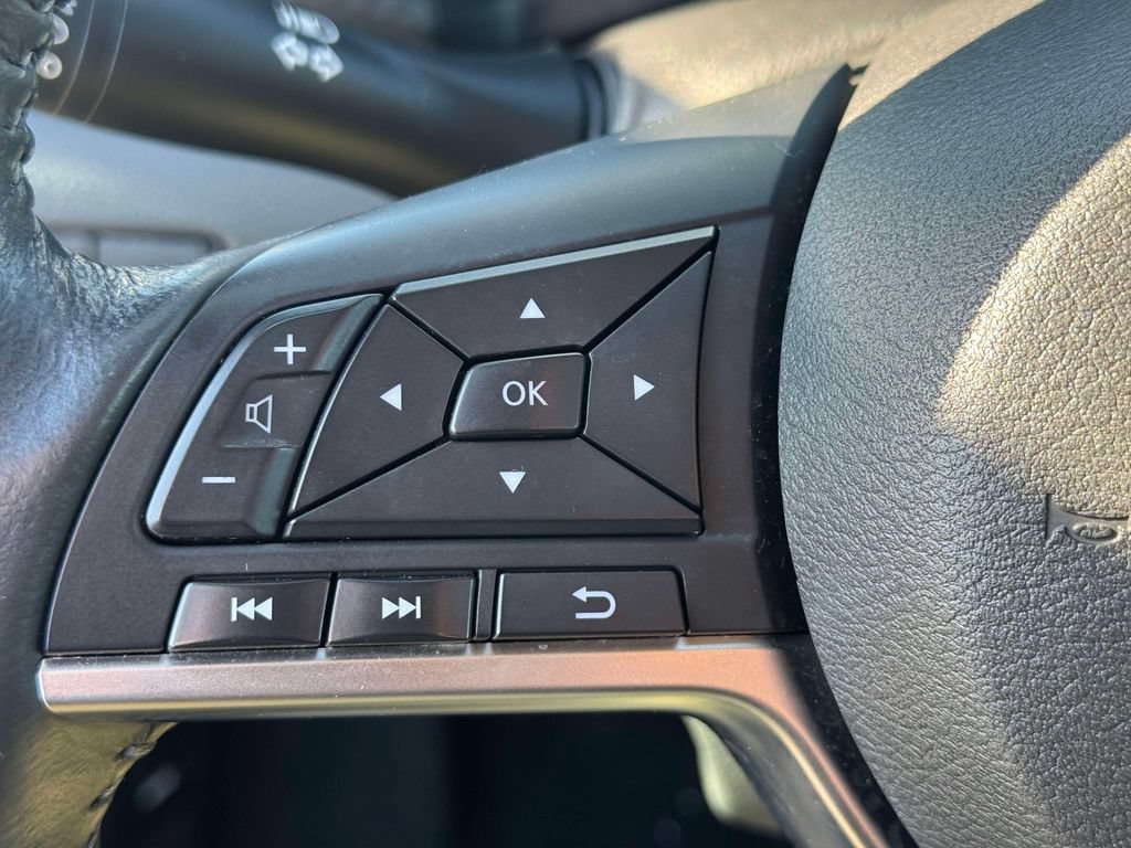 Used 2025 Nissan Sentra SV w/ All-Weather Package FWD image 20
