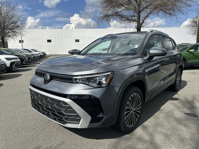 New 2026 Volkswagen Taos SE