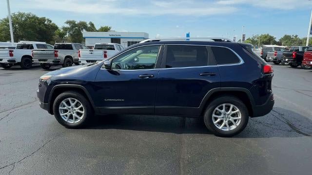 Used 2016 Jeep Cherokee Latitude AWD/4WD image 5