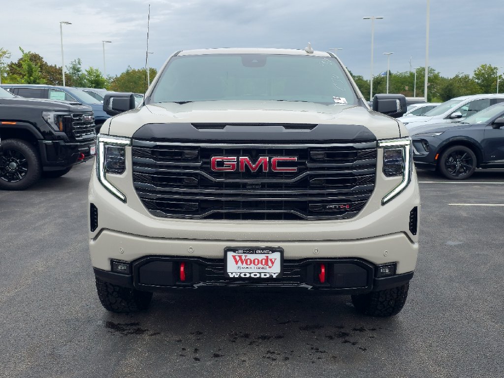New 2026 GMC Sierra 1500 AT4 w/ AT4 Premium Package AWD/4WD image 4