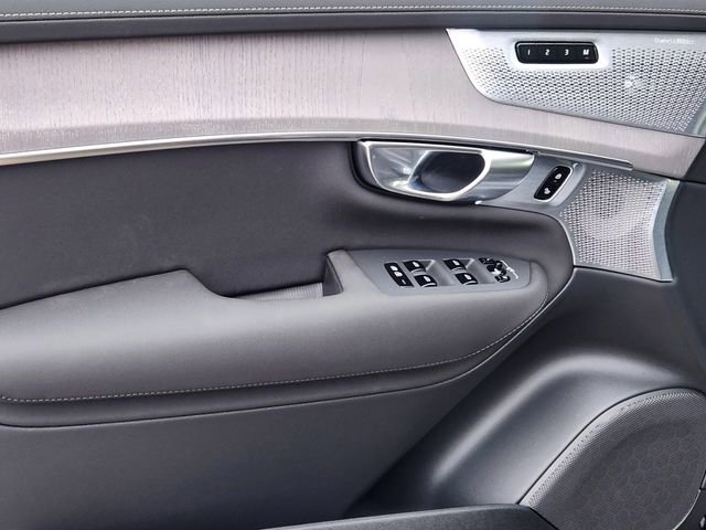 New 2026 Volvo XC90 T8 Ultra w/ Lounge Package AWD/4WD image 9