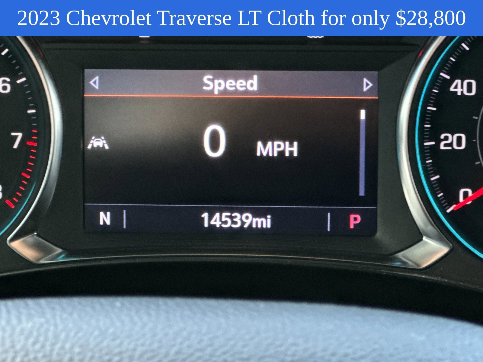 Used 2023 Chevrolet Traverse LT FWD image 27