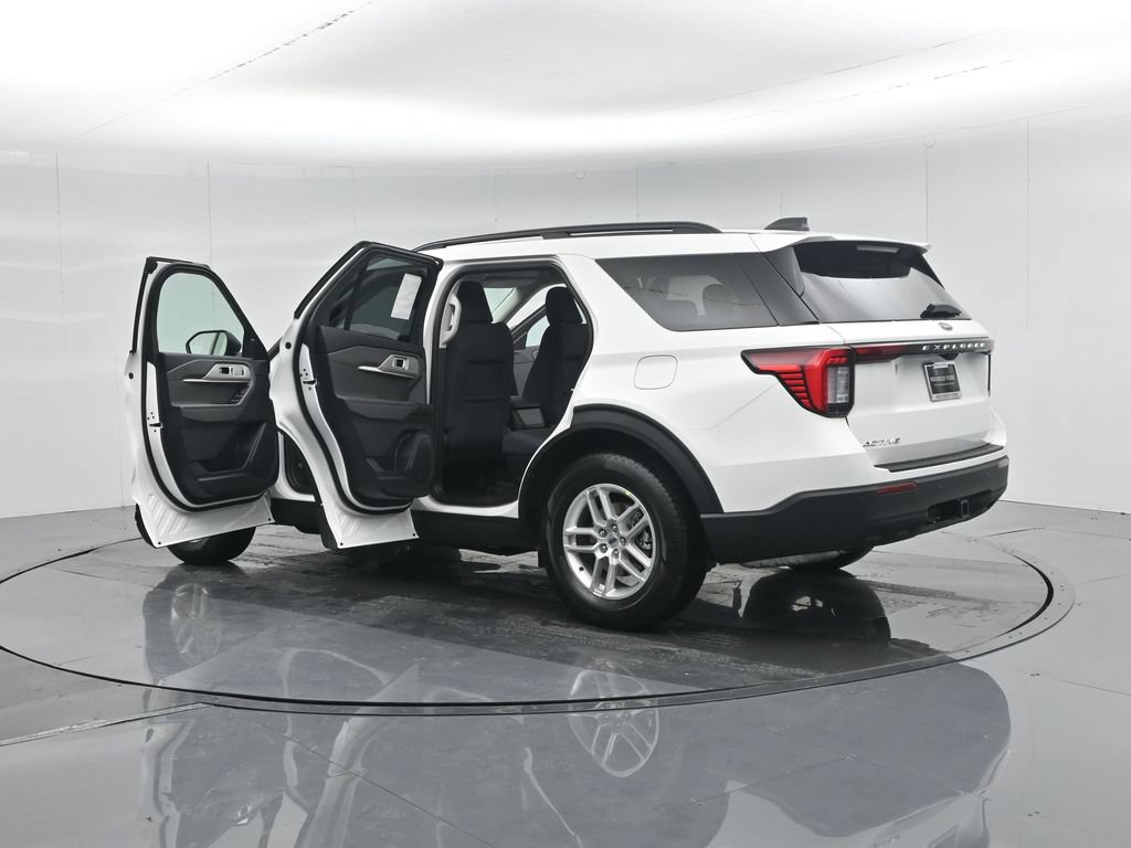 New 2026 Ford Explorer Active RWD image 32
