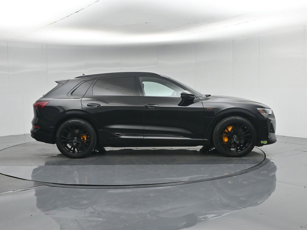 Used 2023 Audi e-tron Chronos w/ Chronos Package AWD/4WD image 30