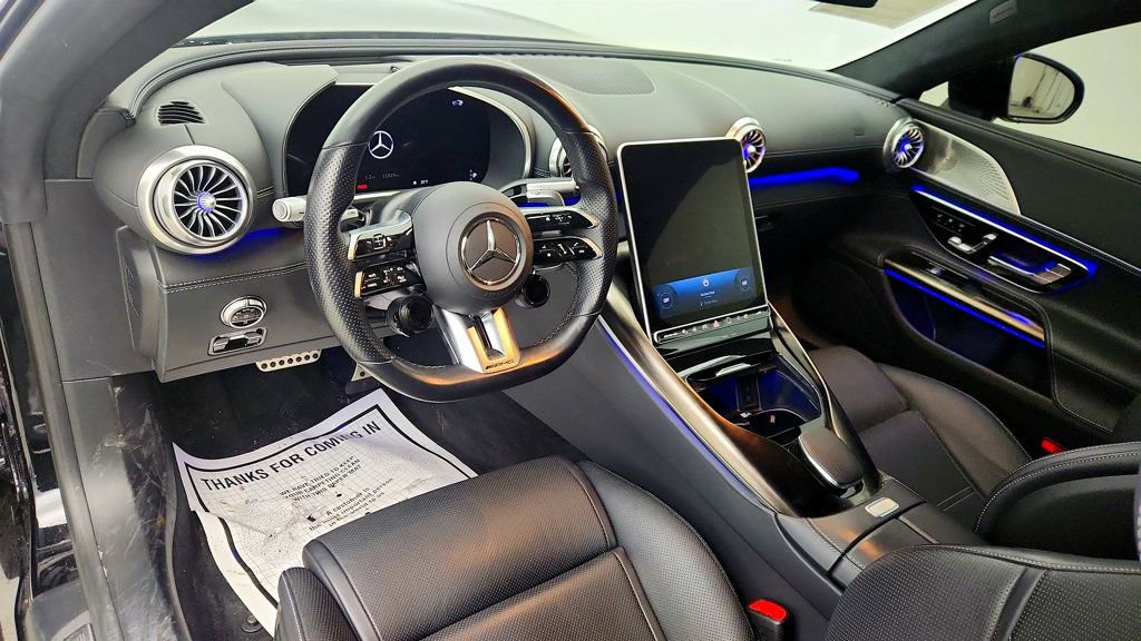 Used 2022 Mercedes-Benz SL 63 AMG 4MATIC w/ Driver Assistance Package image 11