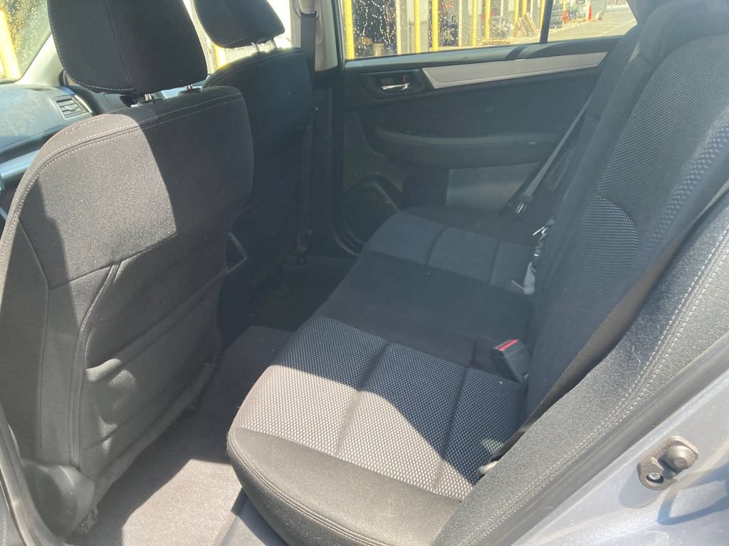 Used 2017 Subaru Outback 2.5i Premium AWD/4WD image 32