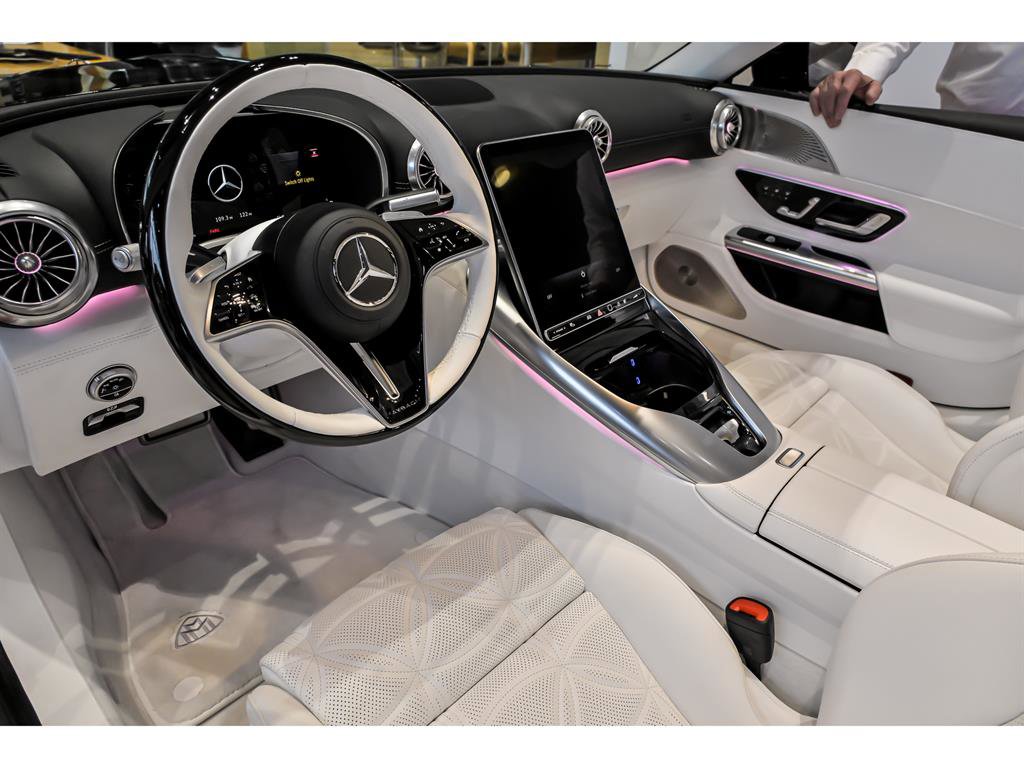 New 2026 Mercedes-Benz Maybach SL 680 image 15