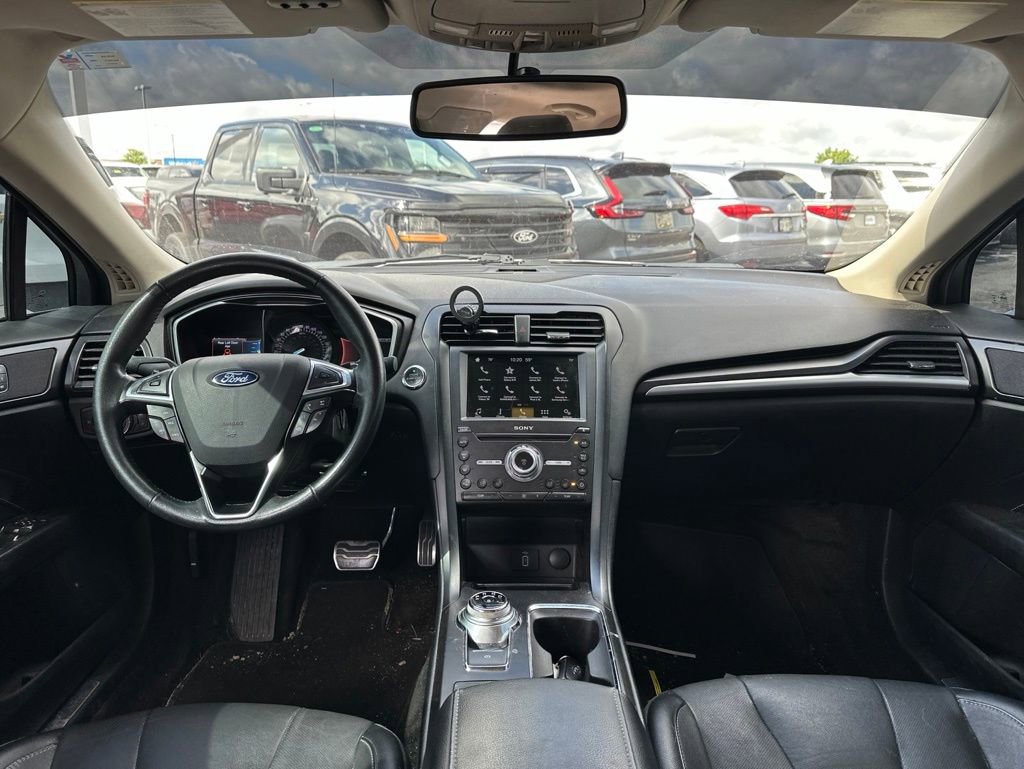 Used 2018 Ford Fusion Titanium AWD/4WD image 19