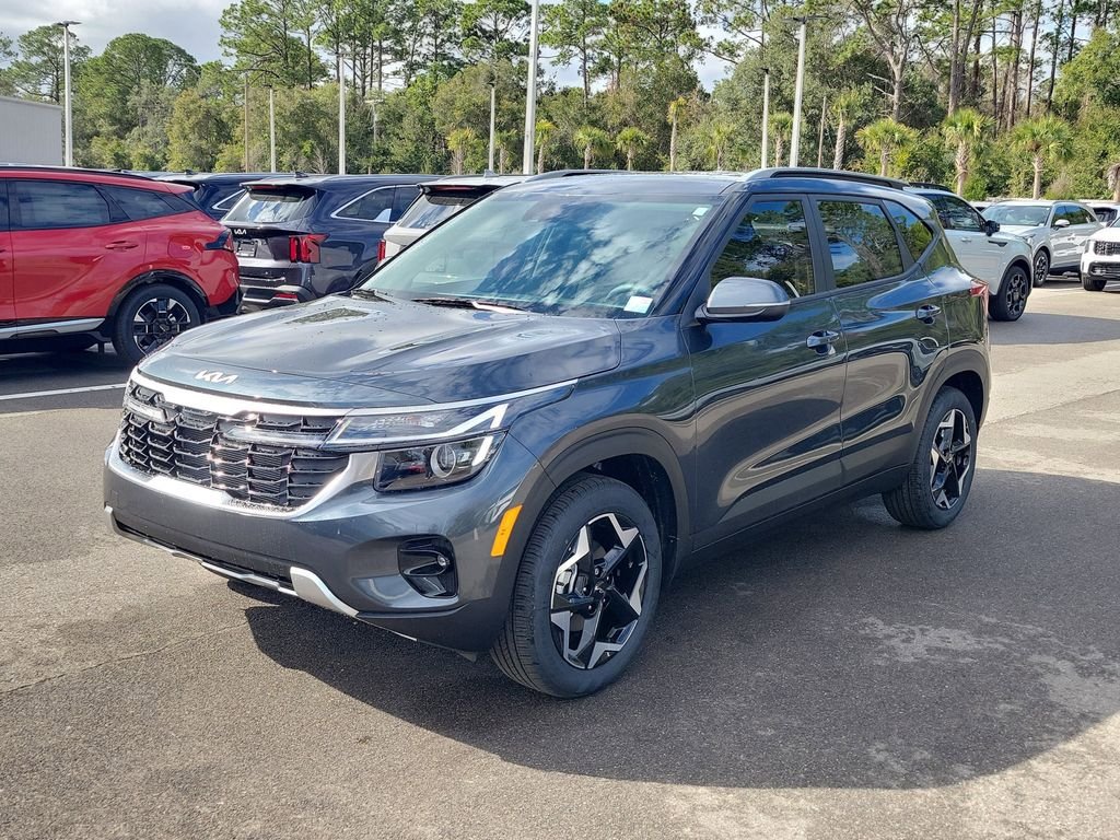New 2026 Kia Seltos S FWD image 3