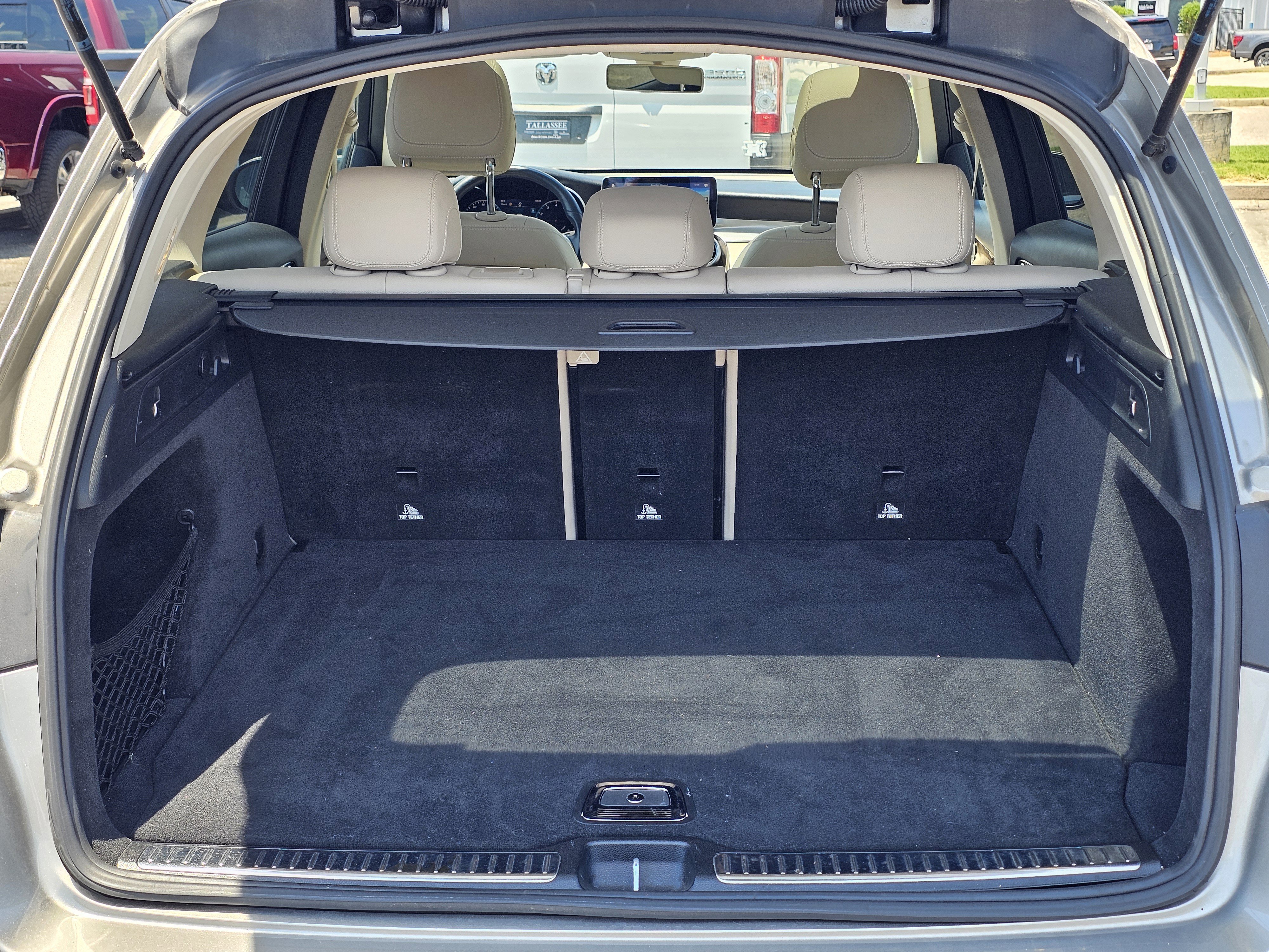 Used 2020 Mercedes-Benz GLC 300 image 10