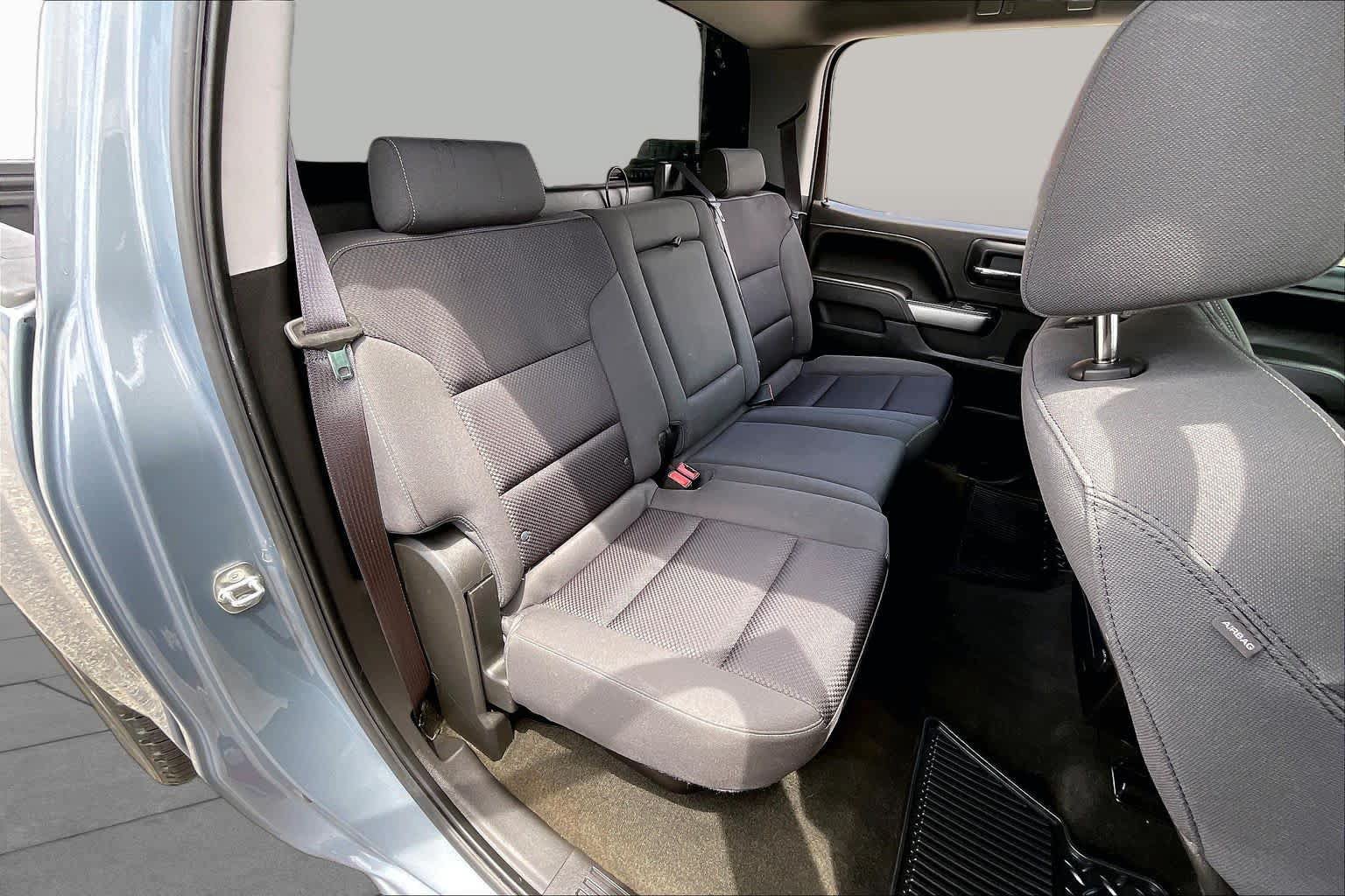 Used 2015 Chevrolet Silverado 1500 LT w/ LT Convenience Package RWD image 19