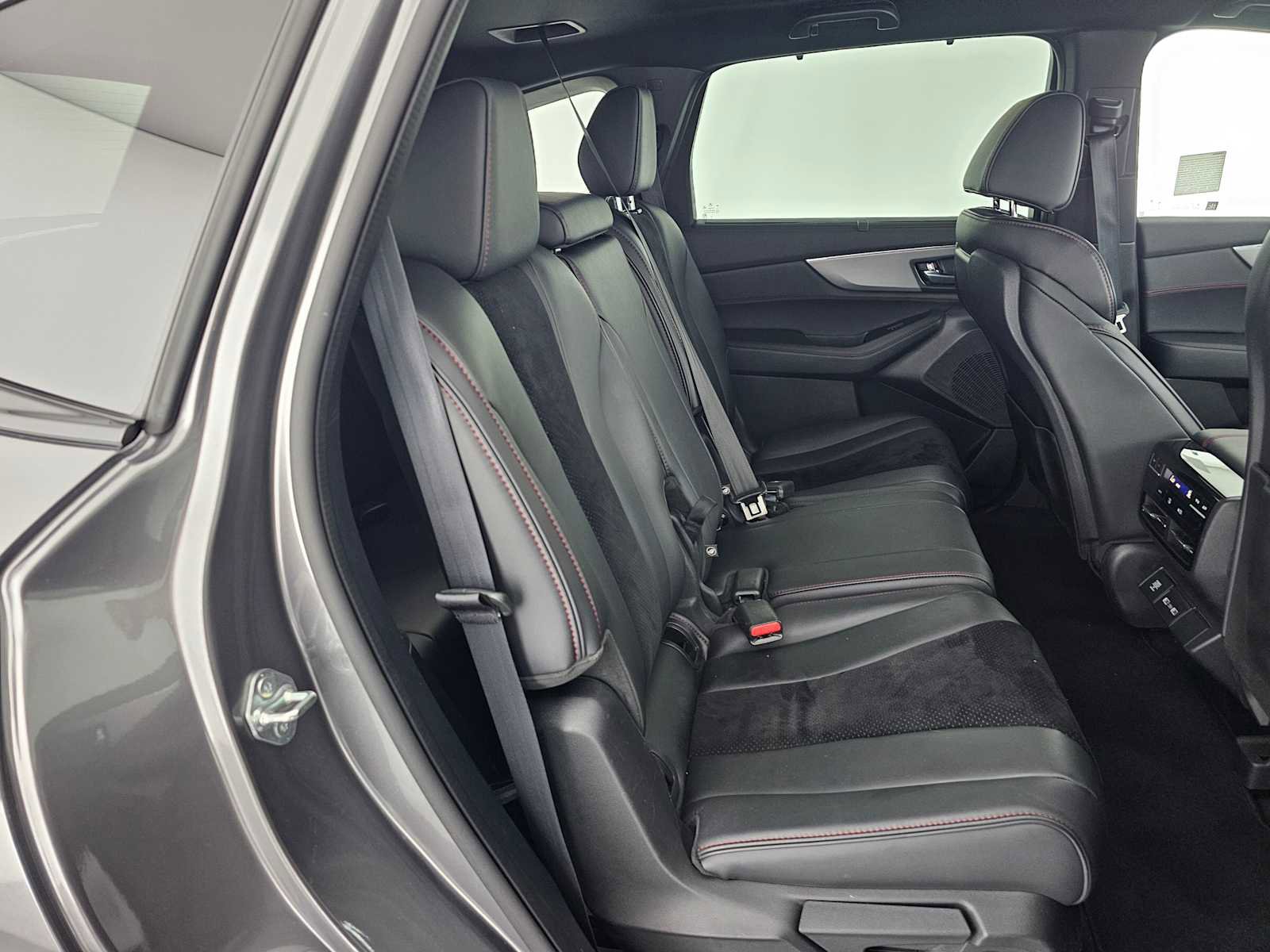 Used 2023 Acura MDX A-Spec AWD/4WD image 12