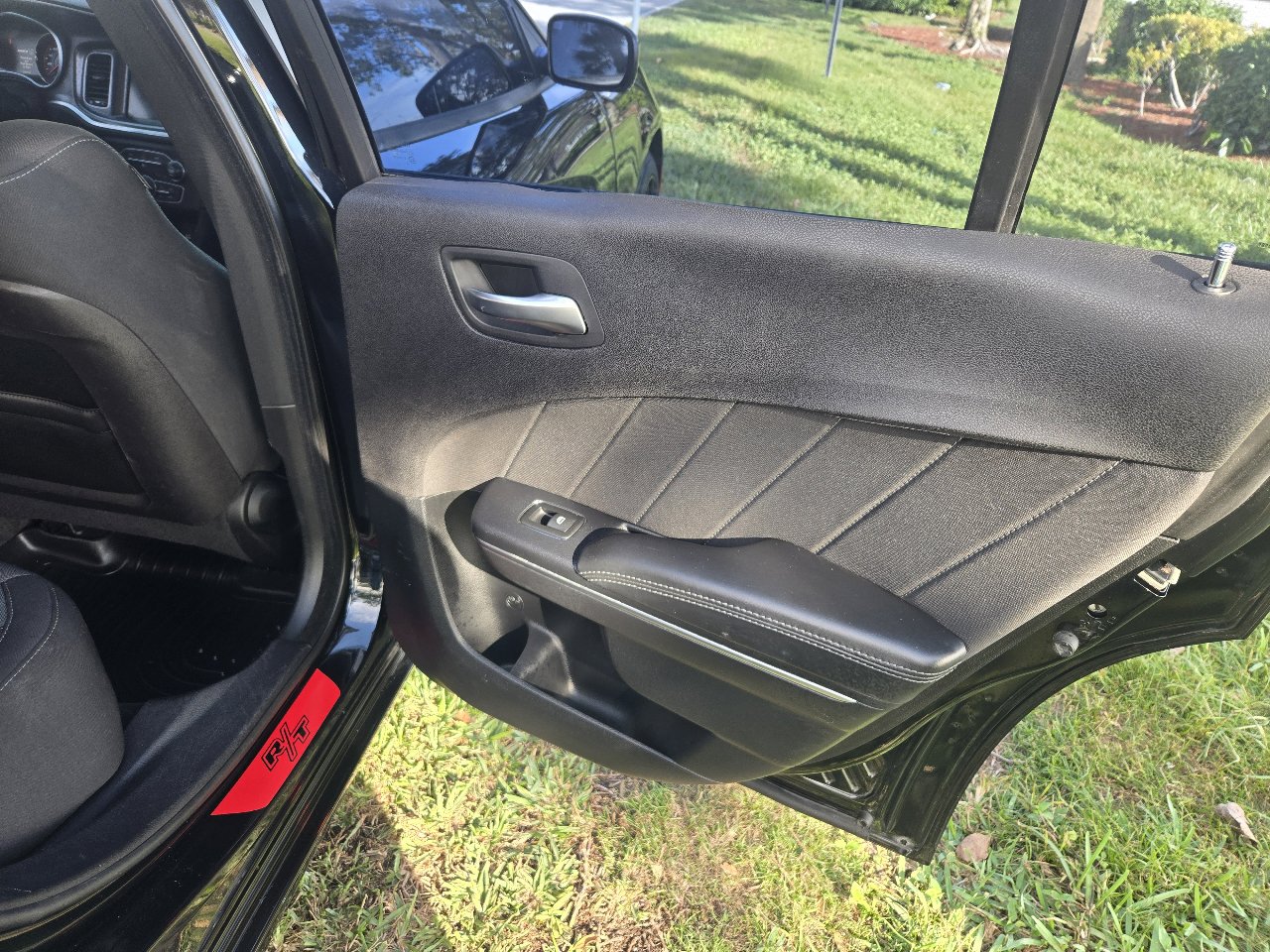 Used 2016 Dodge Charger R/T image 21