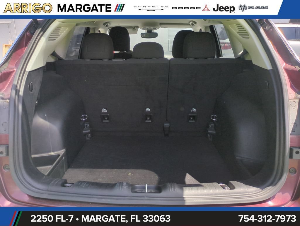 Used 2021 Jeep Compass Sport FWD image 14