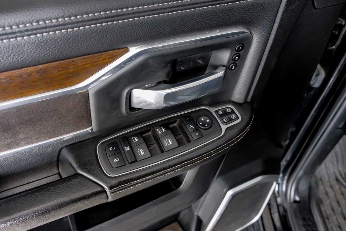 Used 2023 RAM 3500 Laramie AWD/4WD image 45
