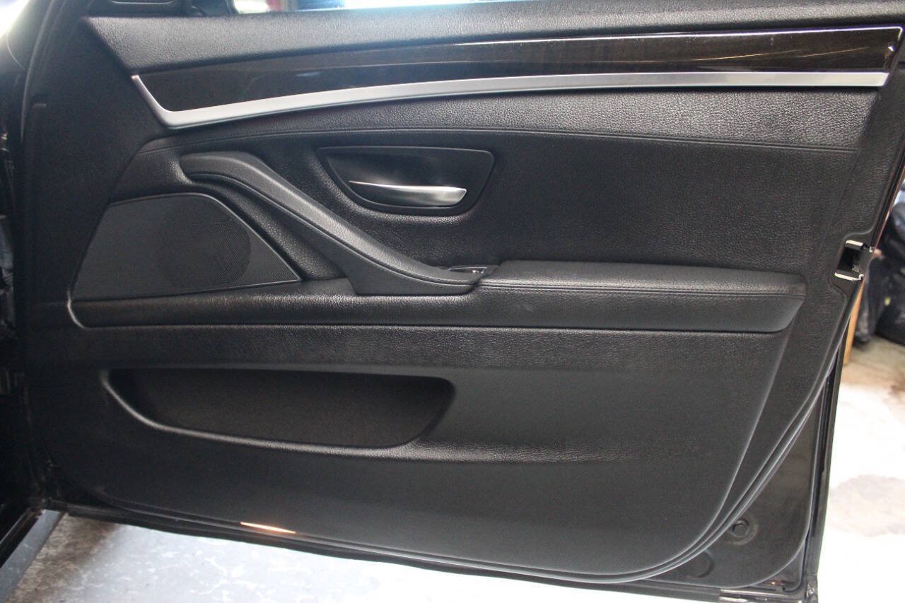 Used 2016 BMW 535i Sedan RWD image 10