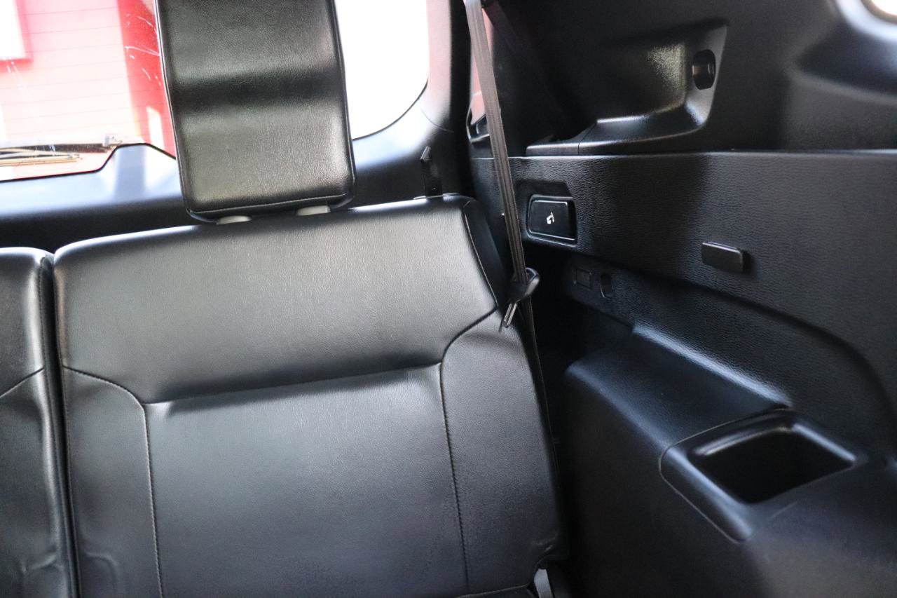 Used 2025 Mitsubishi Outlander SEL FWD image 30