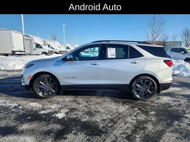 Used 2022 Chevrolet Equinox RS w/ RS Leather Package image 4