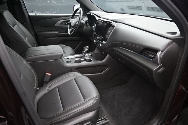 Used 2022 Chevrolet Traverse LT w/ LPO, Floor Liner Package AWD/4WD image 22
