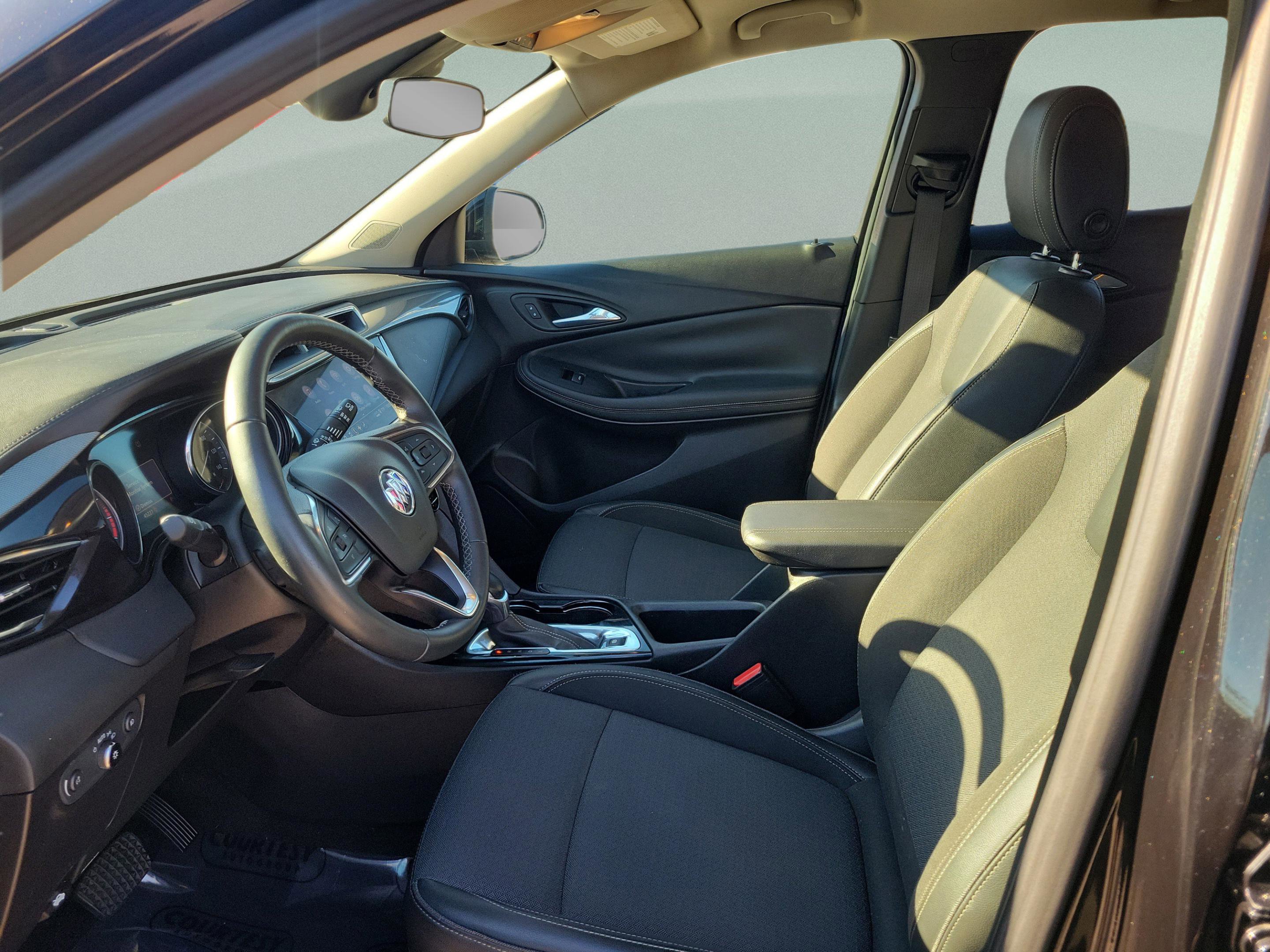 Used 2022 Buick Encore GX Select image 12