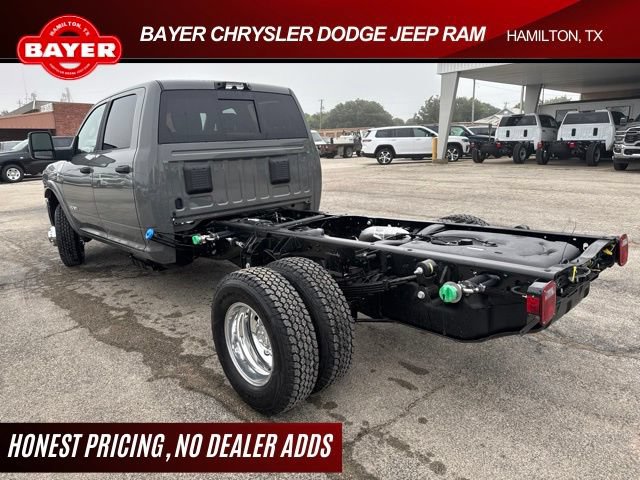 New 2026 RAM 3500 Big Horn AWD/4WD image 4