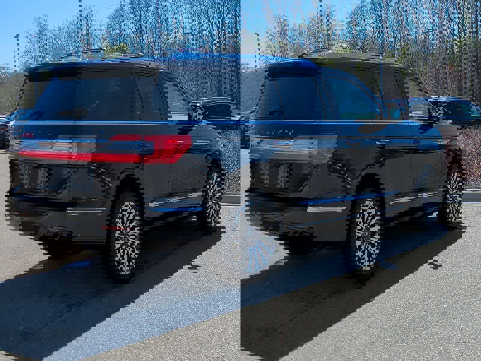 Used 2021 Lincoln Navigator Reserve w/ Luxury Package AWD/4WD image 8