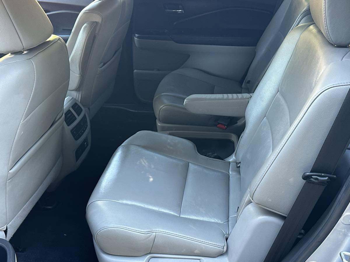 Used 2019 Honda Pilot Touring image 20