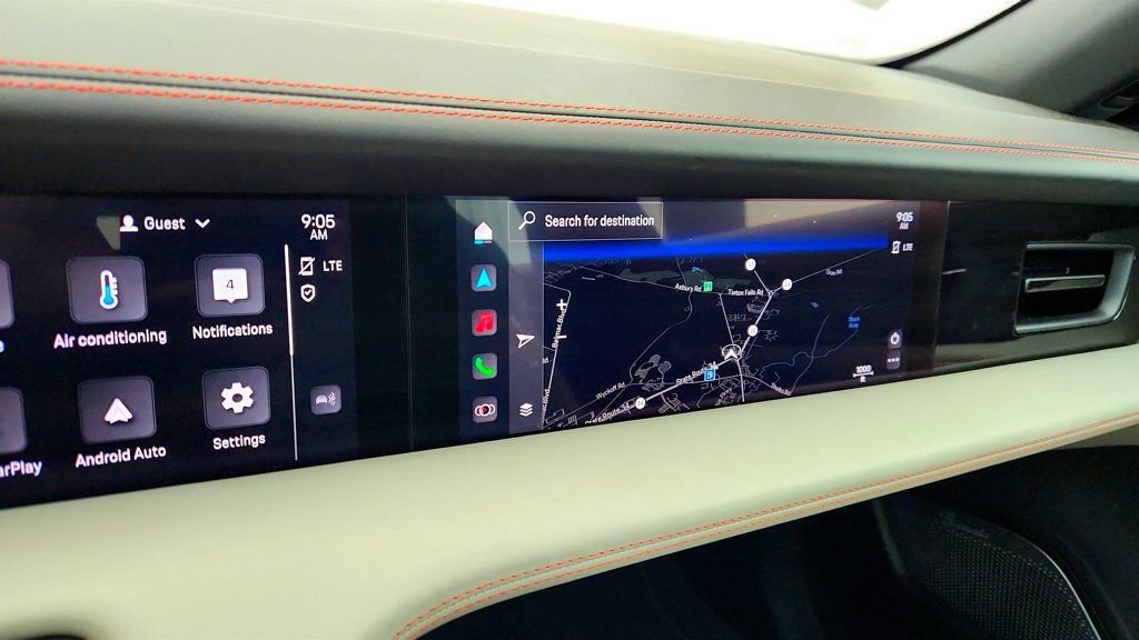 Used 2024 Porsche Taycan 4S image 19