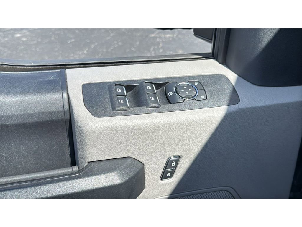 Used 2020 Ford F250 XL w/ STX Appearance Package AWD/4WD image 13